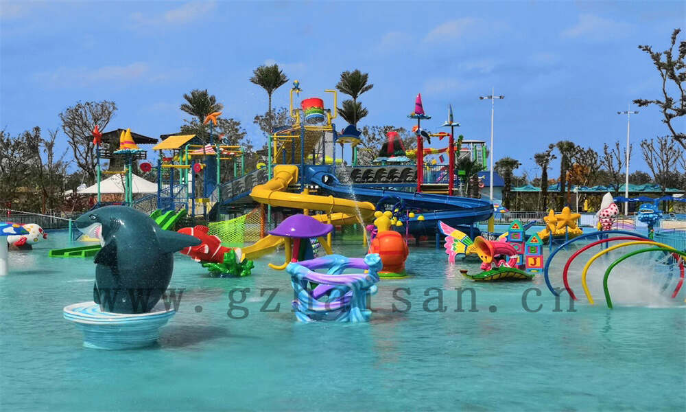 水上游乐设备制造厂家：打造欢乐水上世界