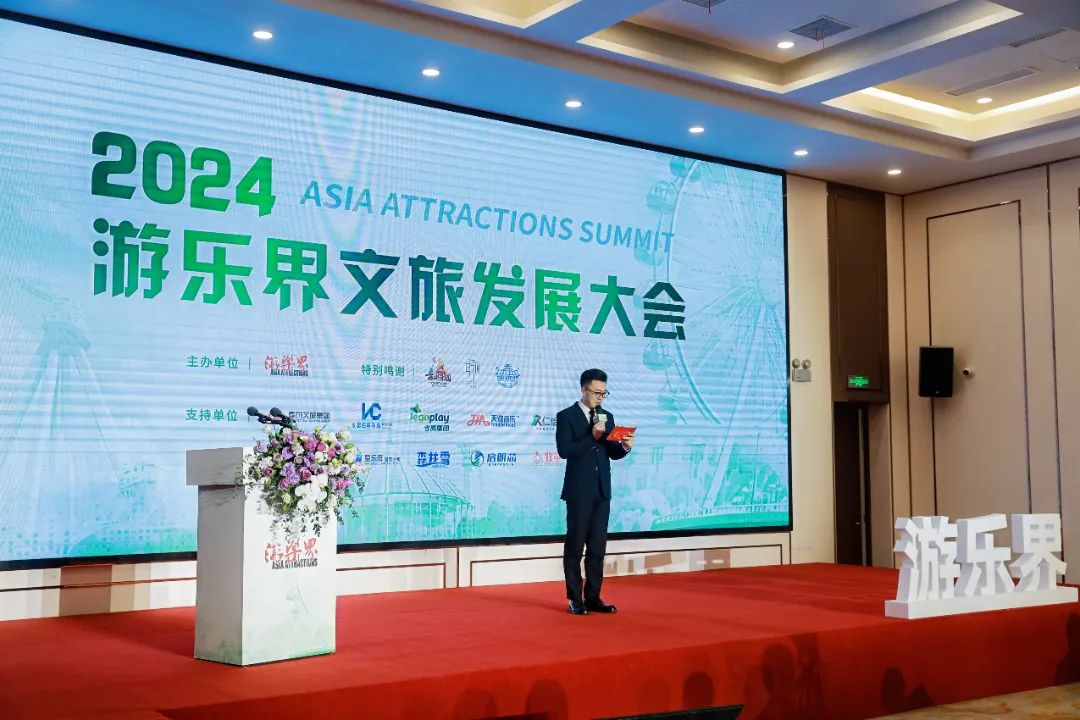 金冠荣耀，见证卓越！jinnianhui今年会游乐斩获两项重量级大奖